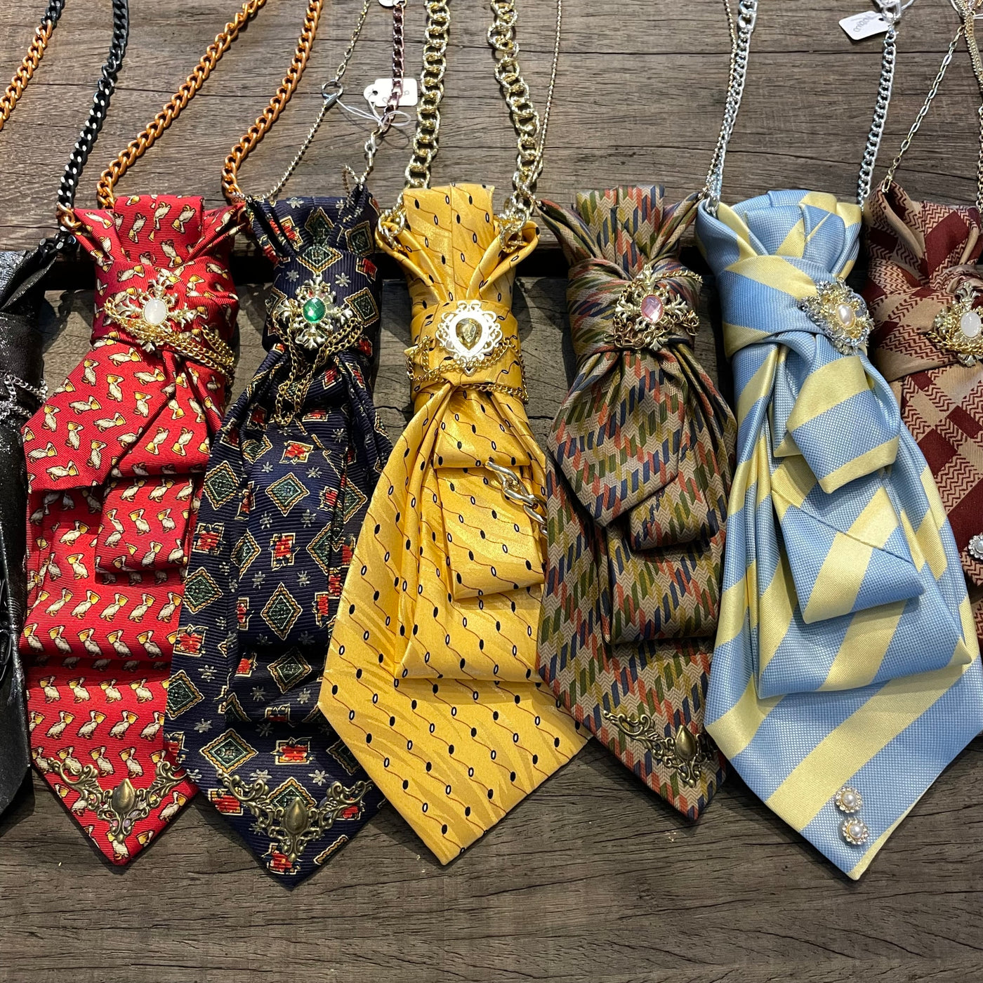 Tie Necklace unica